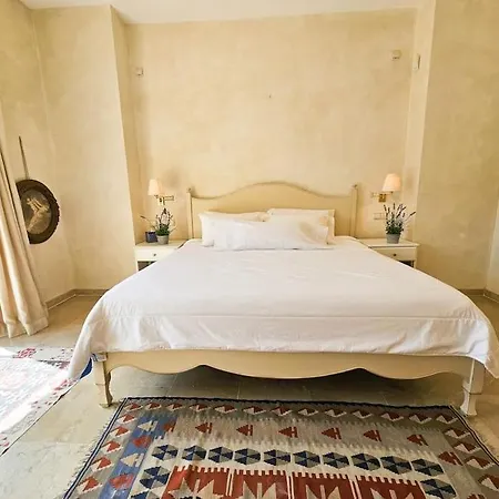 Greenlife - Spacious In Rio Real Marbella
