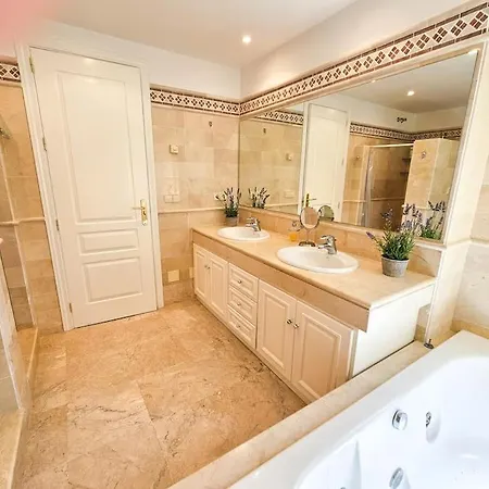 Apartment Greenlife - Spacious In Rio Real
